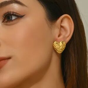 Elegant Heart Shaped Geometric Earrings, Stainless Steel, gold